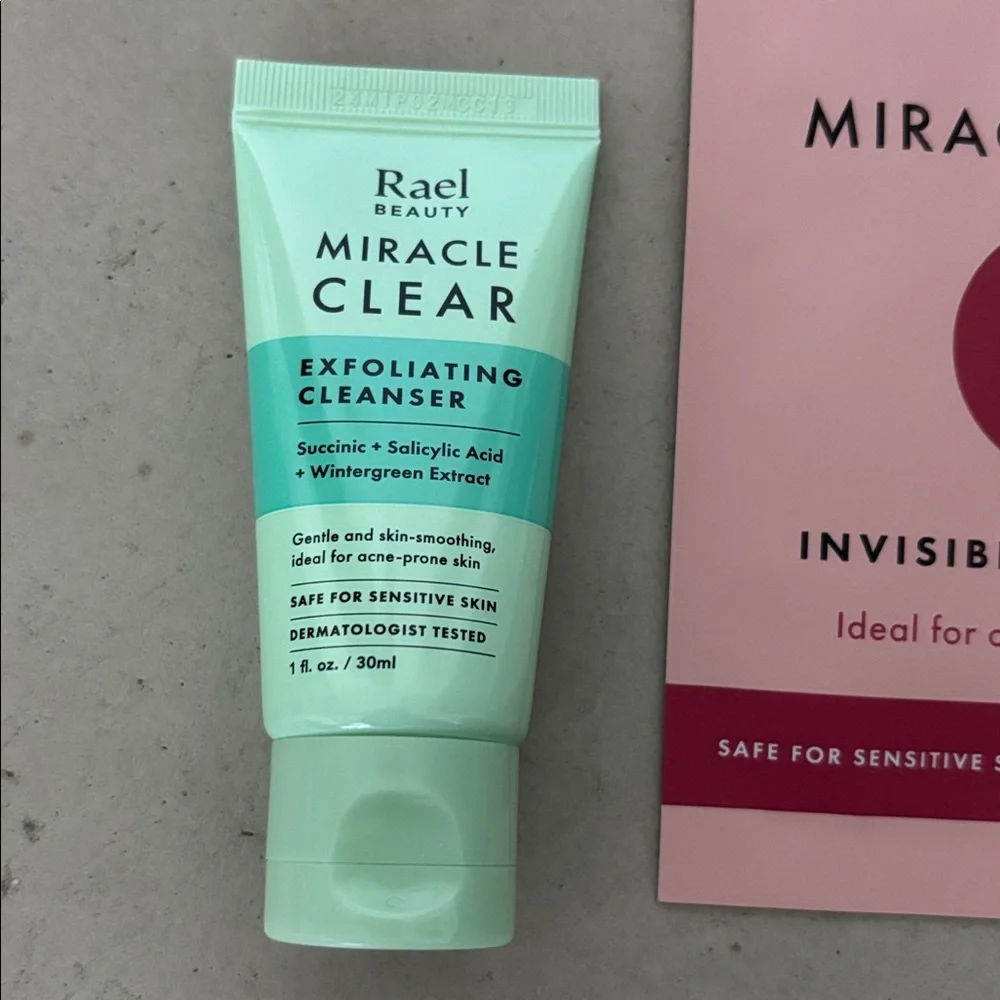 New RAEL K-Beauty bundle: Retinol Chin Mask, Patches & Exfoliating Cleanser